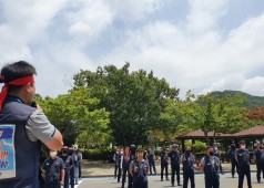단체교섭 승리를 위한 본관 중식집회
