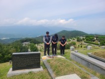 250930 배달호 열사 묘역 참배